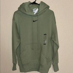 Nike Women’s Green Hoodie - oversized